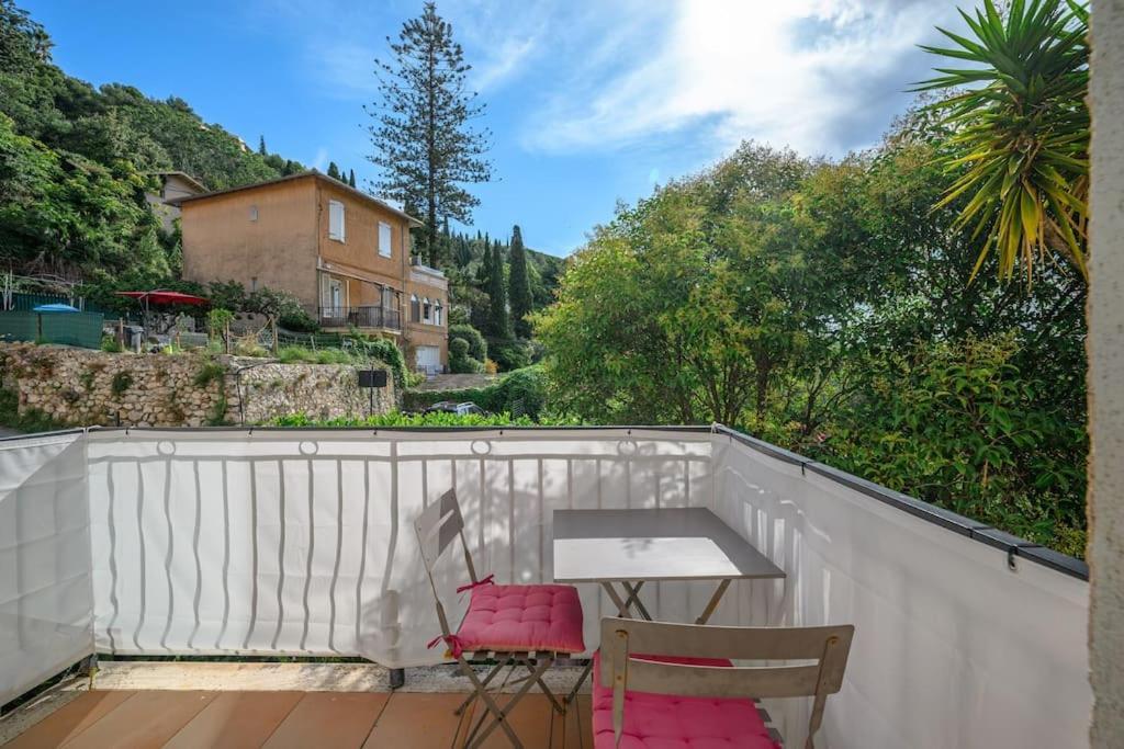 La Villa Julia - Calme - Spacieux - Parking Prive - Climatisation Menton Exterior foto